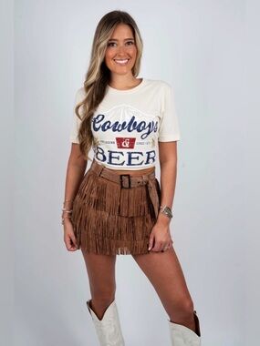 BLUSHING BRUNETTE EYE CATCHER FRINGE SKORT (CAMEL) SZ M NWOT